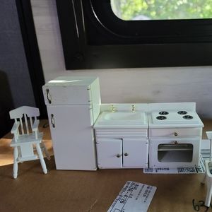 Wooden dollhouse furniture